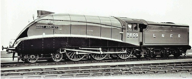 NEW TOOLING: STREAMLINED LNER ‘B17’ | Model Rail Feb-23