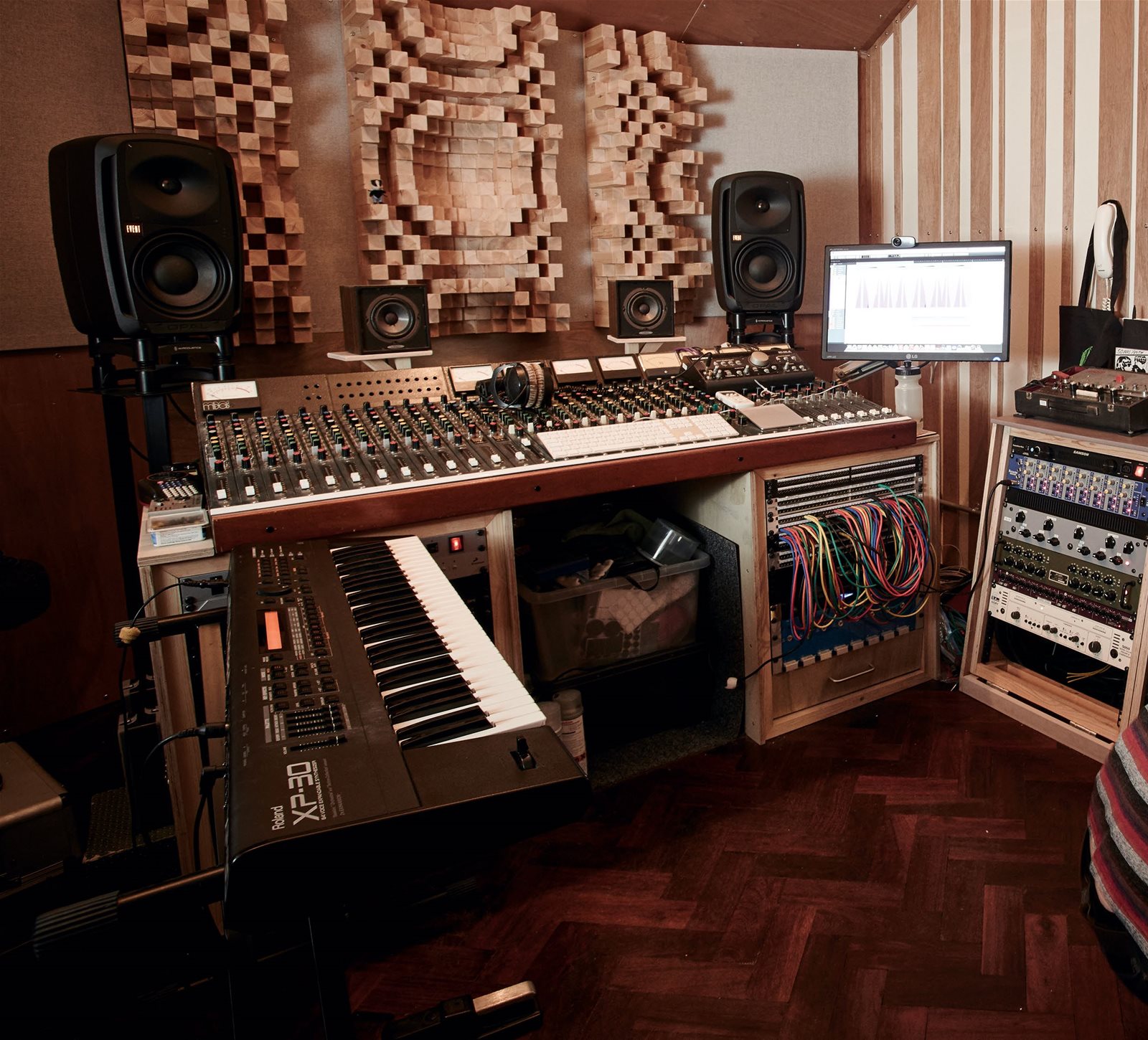 HOW TO BUILD A HOME STUDIO | Computer Music October 2021