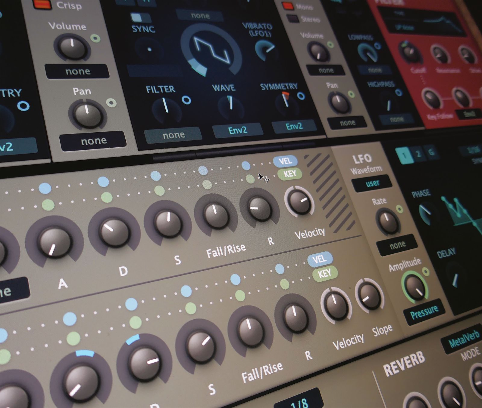 Make ’80s stereo synth stabs | Computer Music August 2023