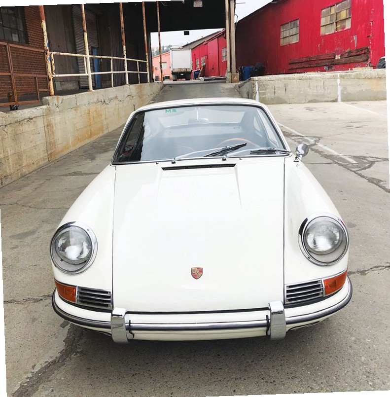 BEVERLY HILLS CAR CLUB | Total 911 Issue 201